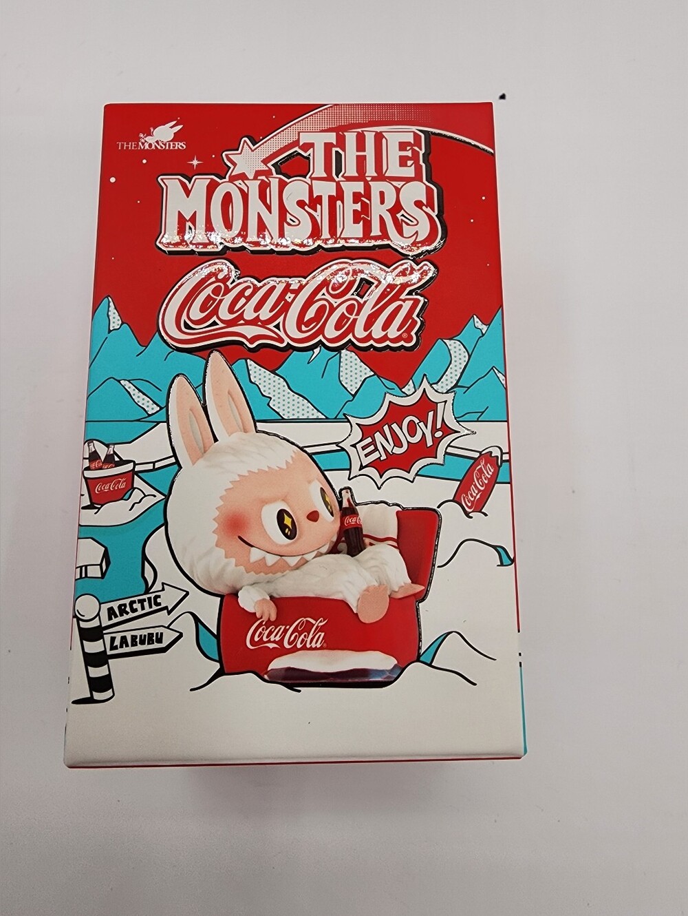 Popmart The Monsters Coca-Cola Series Figure - Vacation Fit